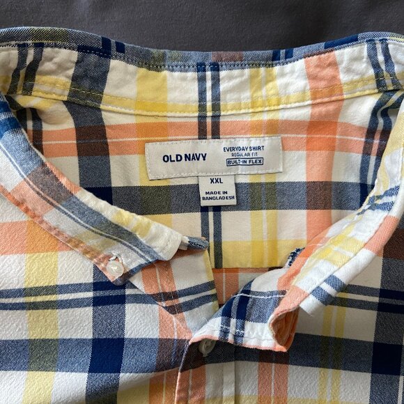 Old Navy Men's (XXL) Everyday Shirt- Regular Fit Yellow, Navy, Peach Plaid - Picture 3 of 6